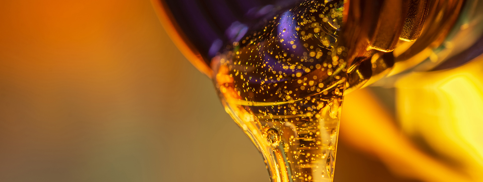 Foam Control in Hydraulic Oil: Composite Additive Solutions